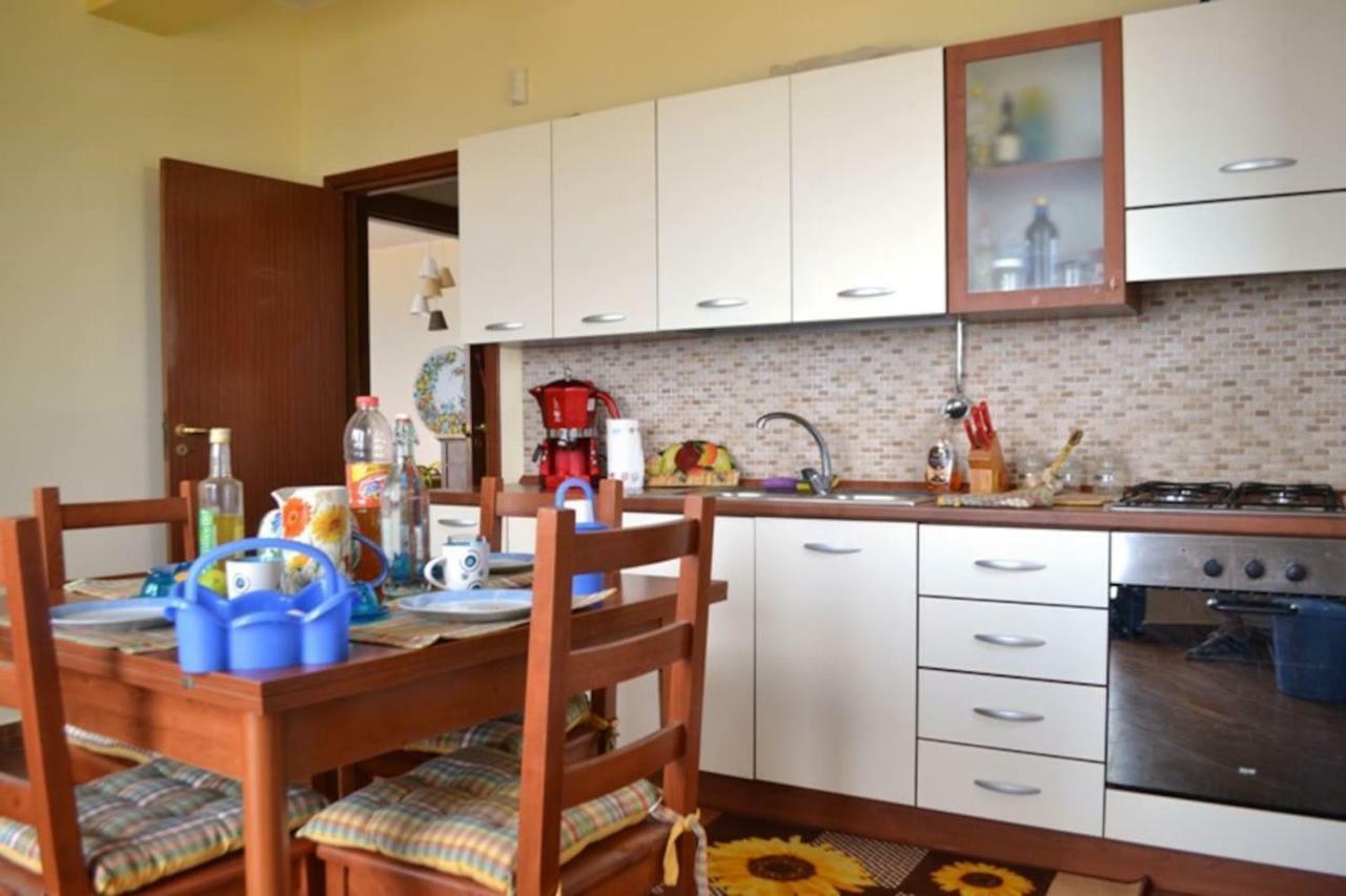 Casa Vacanze La Petrusella Trabia Exterior foto